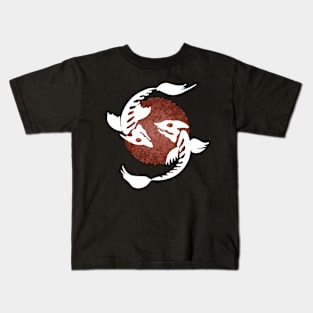 Yin yang skull fishes Kids T-Shirt